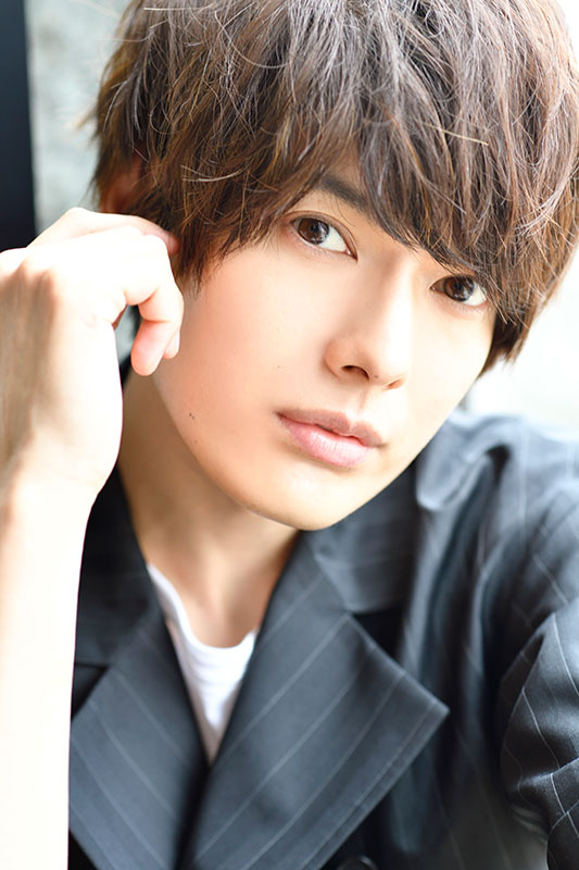 2.5次元舞台俳優・崎山つばさがアーティスト活動再開、リリース