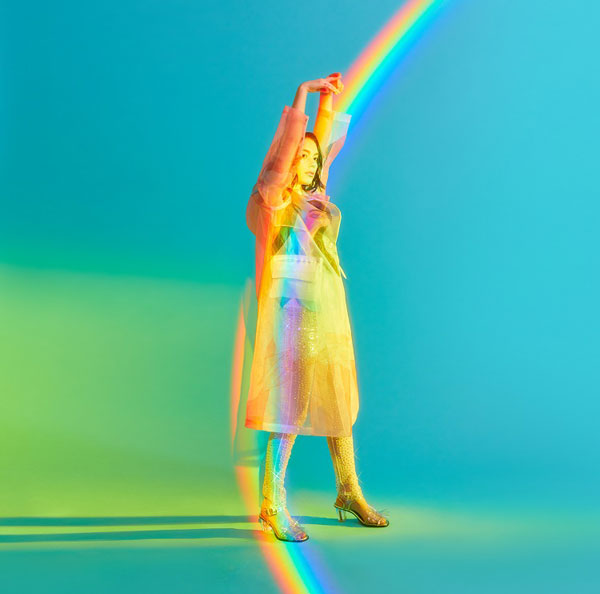 安田レイ、両A面シングル「over and over／dazzling tomorrow」ジャケ