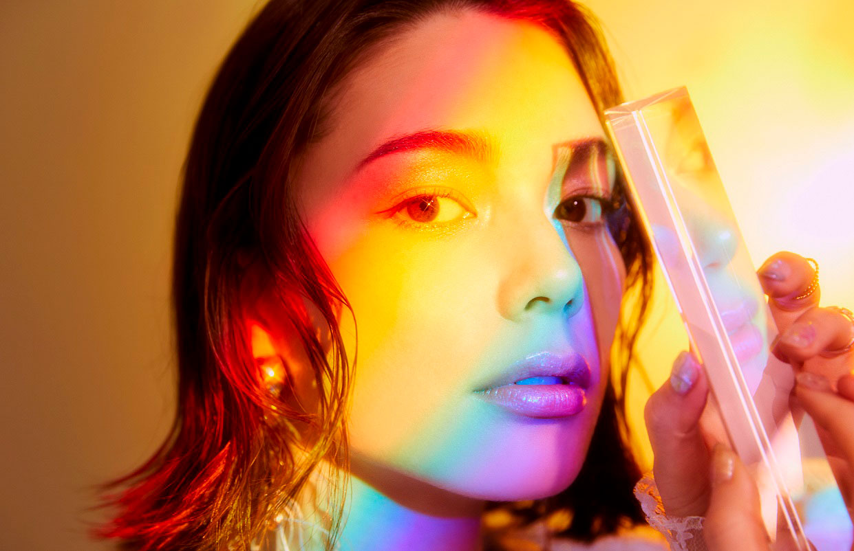 安田ユウ専用 安田レイ、両A面シングル「over and over／dazzling tomorrow」ジャケ