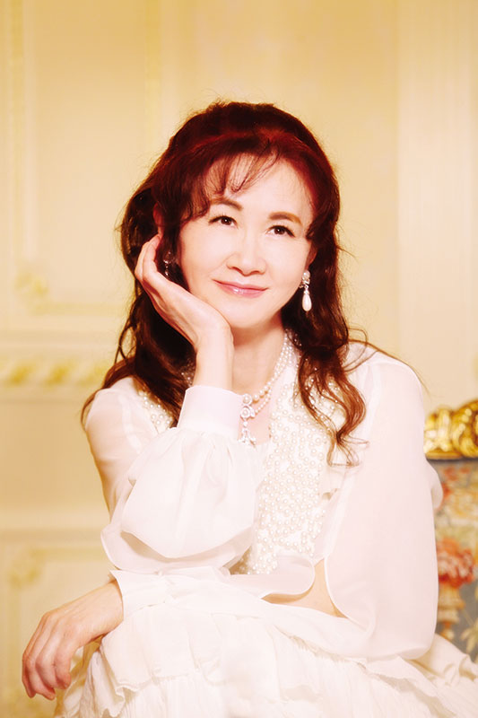 中島みゆき、本人ボーカル入りのライブ音源のカラオケで感動のステージ