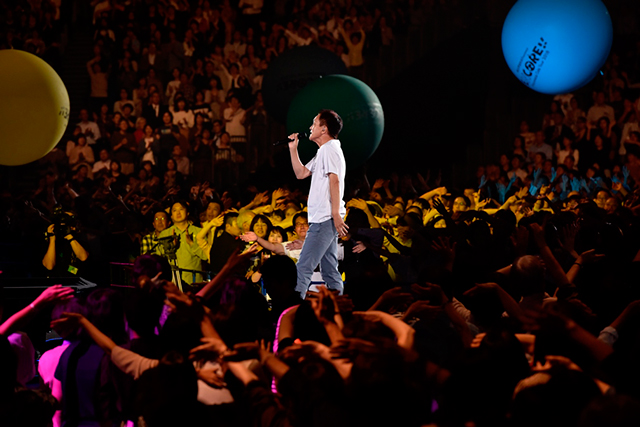 10月1日横浜アリーナ 小田和正 フライング かずまさくん 1枚 小田和正