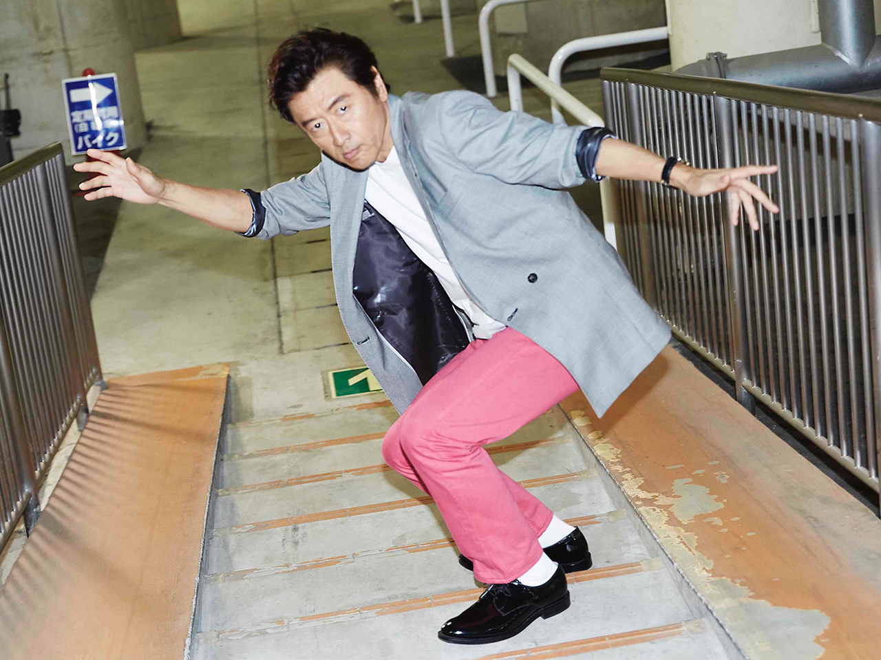 桑田佳祐、30周年記念MV集「MVP」は全30曲収録 ソロデビュー曲の新作MV