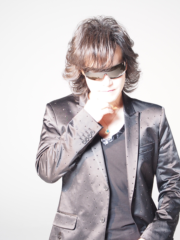 Toshl（X JAPAN）が「龍玄とし」として登場する「龍玄とし 魔夏