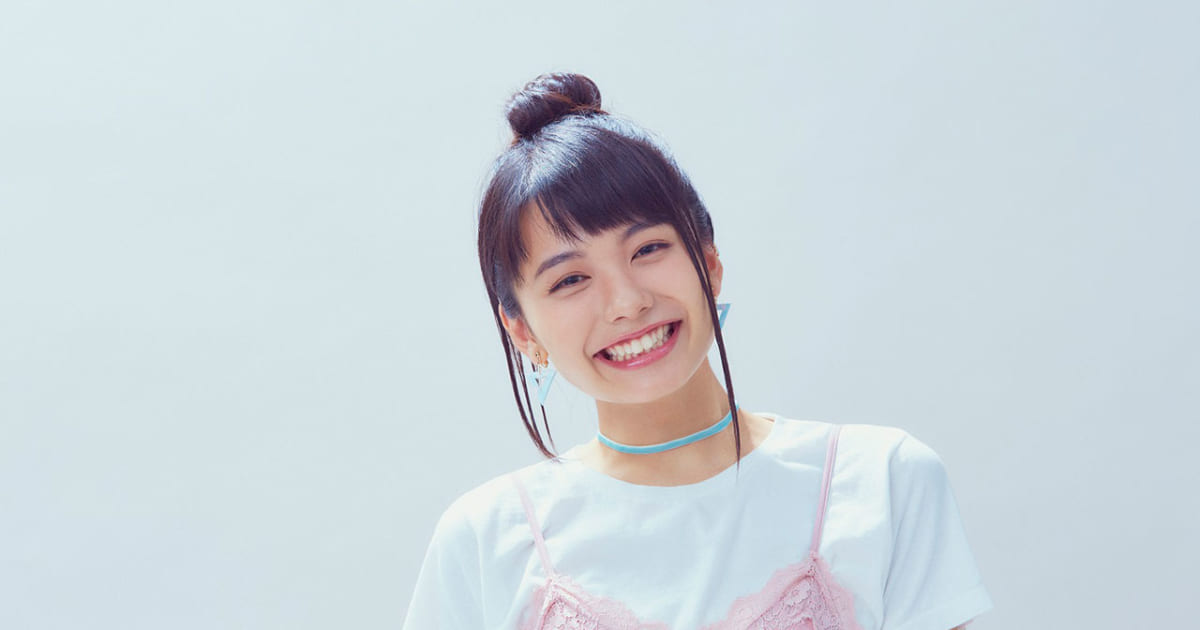 足立佳奈、明日8/25にデビューシングル全曲先行配信＆歌手デビュー直前