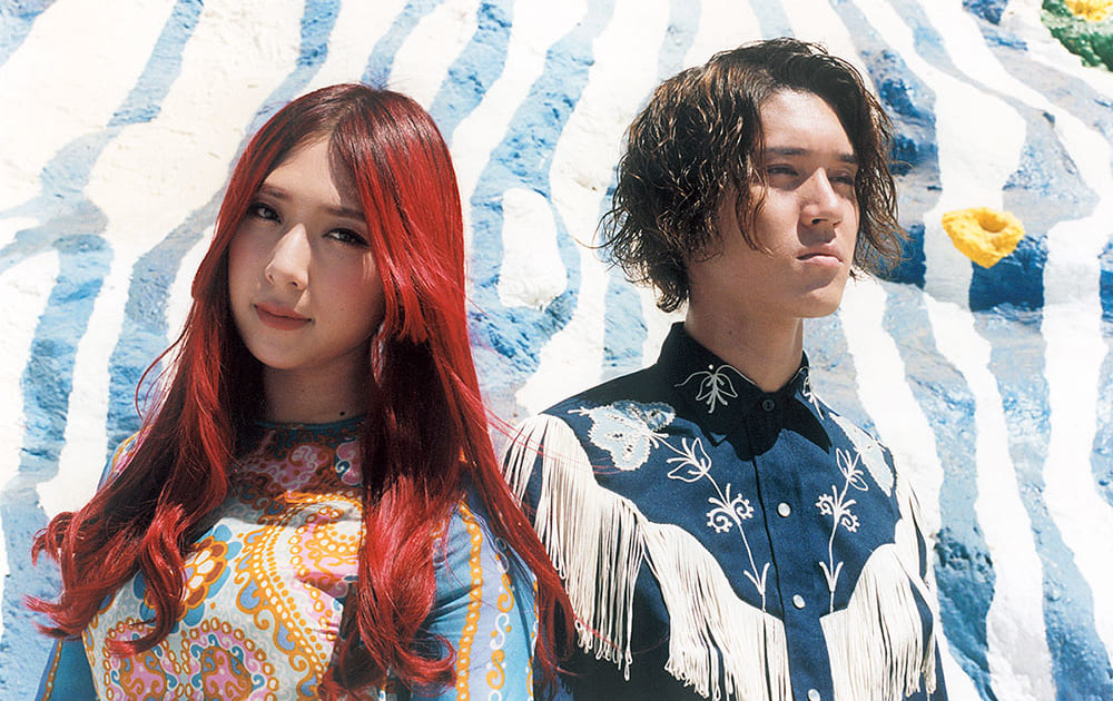 GLIM SPANKY 松尾レミ　ピック GLIM SPANKYの松尾レミがデビュー初期から愛用するギブソンの