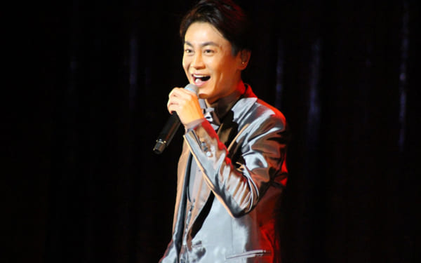 氷川きよし　5周年記念ファンクラブ限定　本革バッグ Amazon.co.jp: 氷川きよし 5周年記念ファンクラブ限定 本革