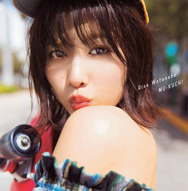 オリコン週間“本”4/8〜4/14、欅坂46・渡邉理佐1st写真集が総合1位