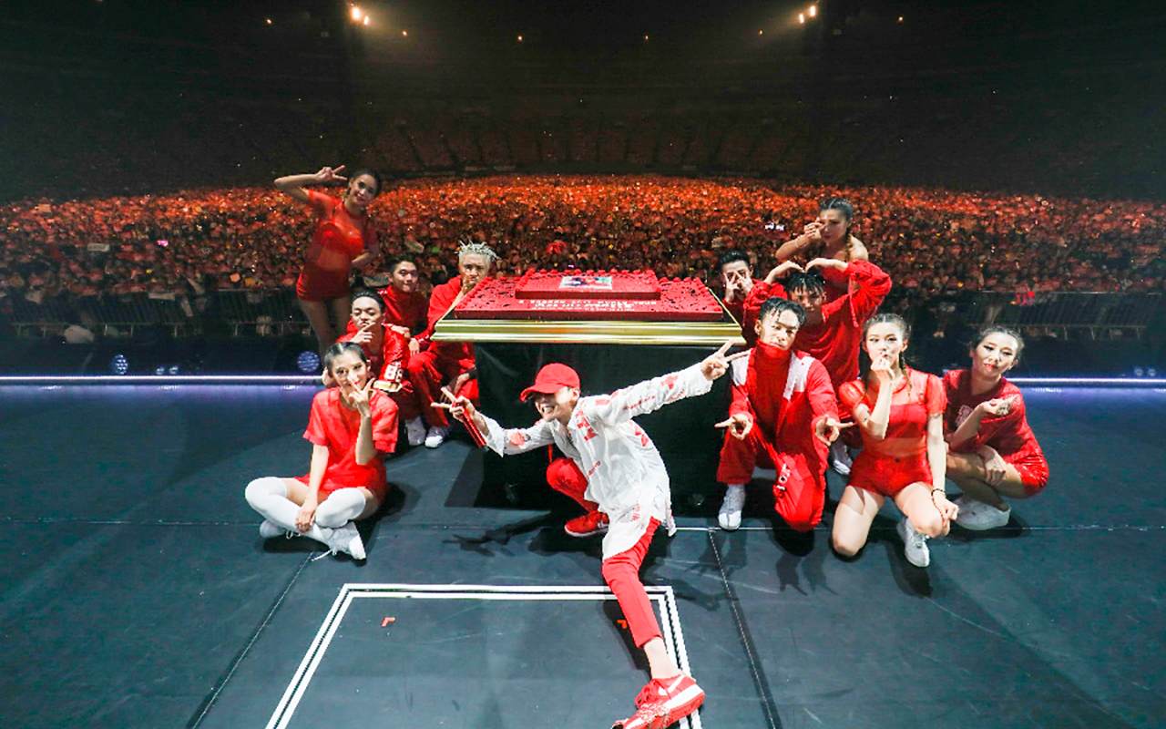 Bigbang G Dragonソロドームツアー開幕 ヤフオク ドームで5万人が熱狂 Musicman