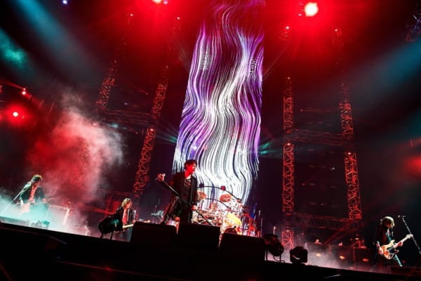 ポップス/ロック(邦楽) LUNA SEA   CROSS Amazon.co.jp: CROSS(通常盤): ミュージック