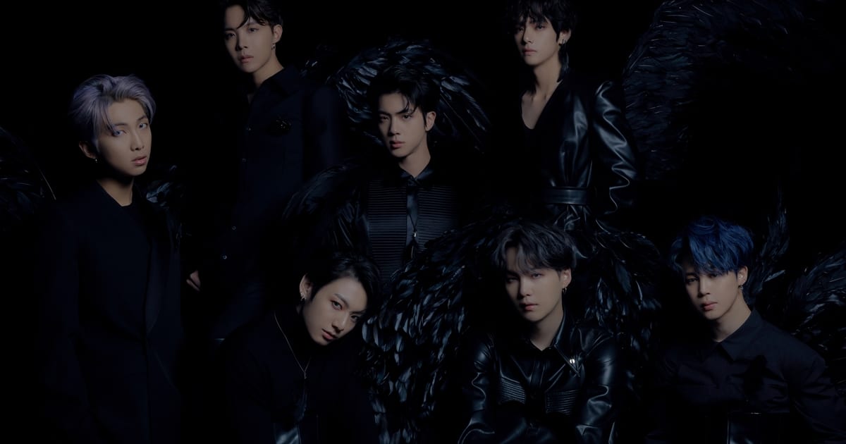 BTS MAP OF THE SOUL フラッグ、プレミアムフォト Amazon.co.jp: BTS MAP of The Soul :7 [4 ver] アルバム + 公式