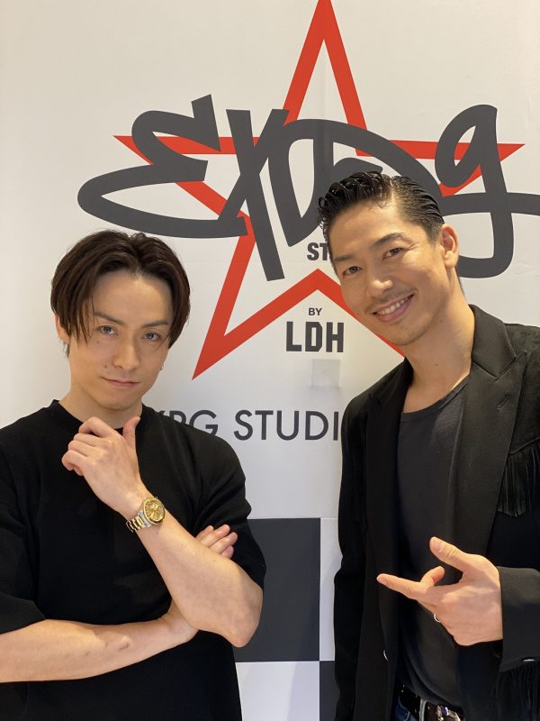 EXILE TETSUYA、アキレス腱断裂から活動再開後初公の場 つえなし