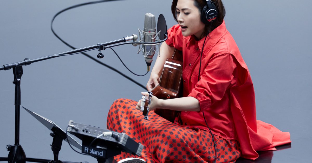 YUI名義で8年ぶりに「TOKYO」「CHE.R.RY」を歌唱、THE FIRST TAKE