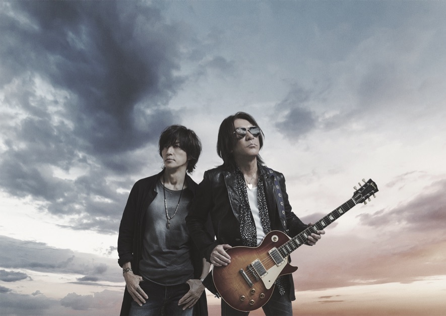 B'z ジャンバー ロック バンド 稲葉浩志 松本孝弘 Live ライブ 松本孝弘と稲葉浩志がソロツアーを開催 B'z結成35周年を経た2人