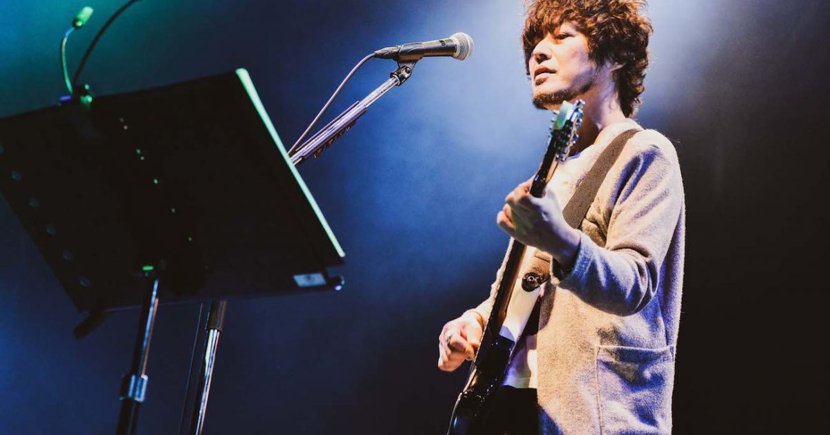 山中さわお（the pillows）、大晦日に単独弾き語りライブを敢行 怒髪天