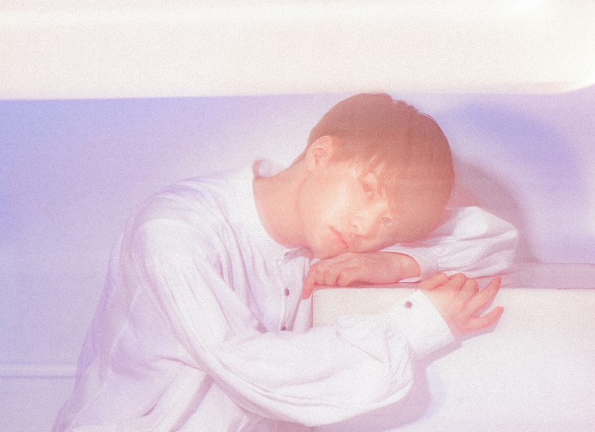 田中雅功20歳のピック(手書きでサイン・2022.1.24日付入り) さくらしめじ田中雅功、18歳最後の夜にソロライブ生配信 | Musicman