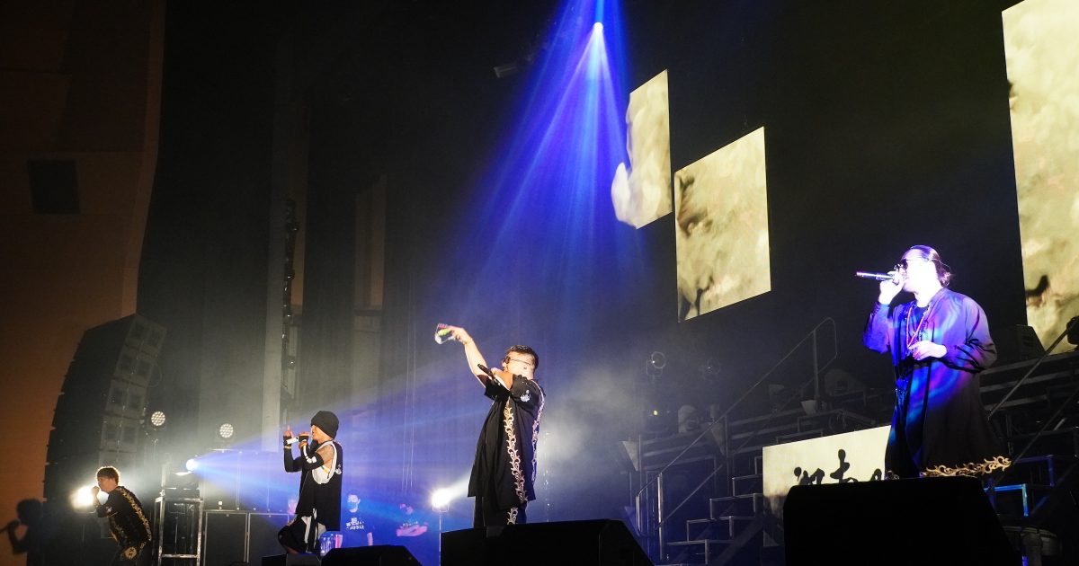 湘南乃風 約3年ぶりのツアーがスタート ファンはタオルの代わりに 音の出るグッズ で盛り上げる Musicman 湘南乃風 約3年ぶりのツアーがスタート ファンはタオルの代わりに 音の出るグッズ で盛り上げる Musicman