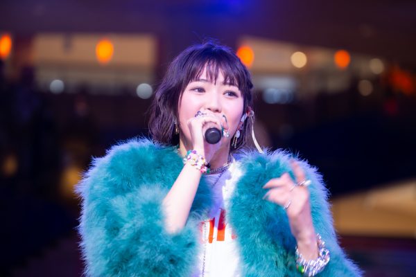三阪咲　直筆サインボール　初ワンマンライブ 三阪咲、初の全国ライブハウスツアーを完走 東京公演の模様