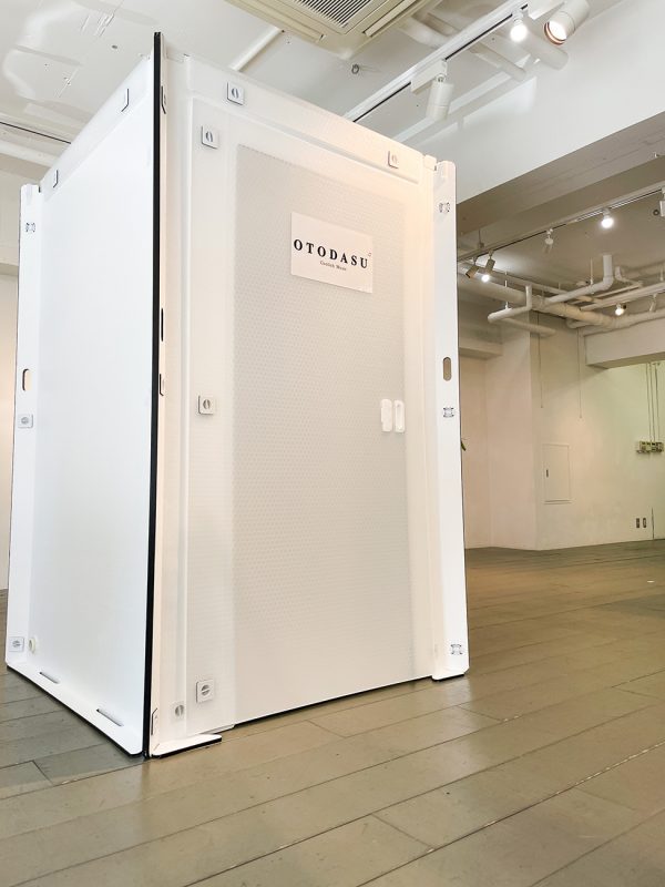 島村楽器とクーリッシュミュージック、工具なしで組み立て・解体