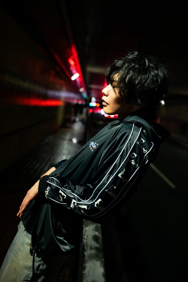 米津玄師、TVアニメ「チェンソーマン」OPテーマ「KICK BACK」11/23にCD