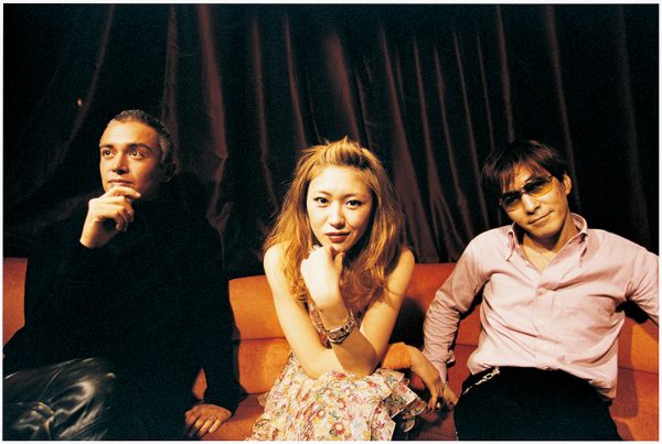 globe、10000日記念BOX「10000 DAYS」に11年ぶりの新曲「WHITEOUT」を