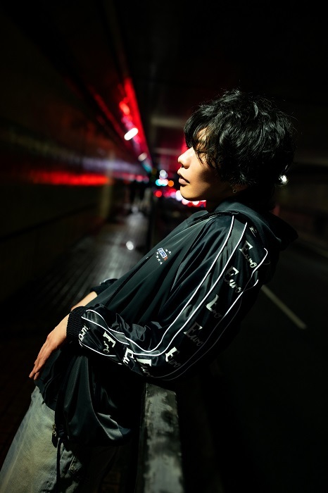 米津玄師 「KICK BACK」グローバルストリーミング1億再生突破 巨大