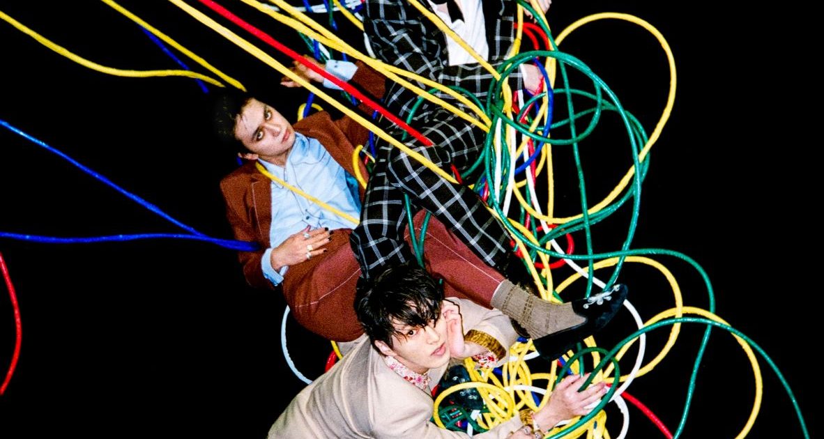 DISH// 2023 TRIANGLEライブツアー　メンバーサイン入りポスター DISH// 2023 TRIANGLEライブツアー メンバーサイン入りポスター