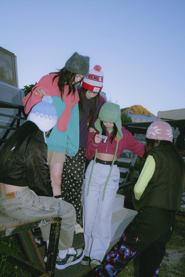 NewJeans OMG Ditto 公開番組 サノク セット5枚 NewJeans NJZ ハニ 公開番組 omg DITTO サノク トレカ - メルカリ