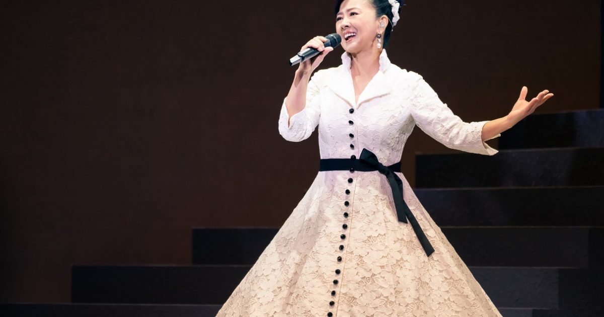 薬師丸ひろ子、約3年ぶりの全国ツアーファイナル公演のレポート到着