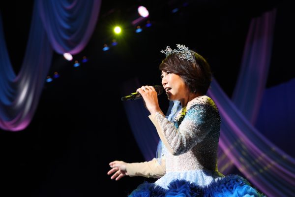 堀ちえみ 写真集 近代映画 特別編集 海 水着 コンサート ライブ