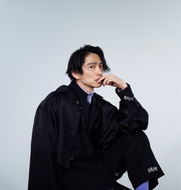 三宅健、ソロ作品のサブスクが4/12初解禁 CD未収録楽曲「この中で