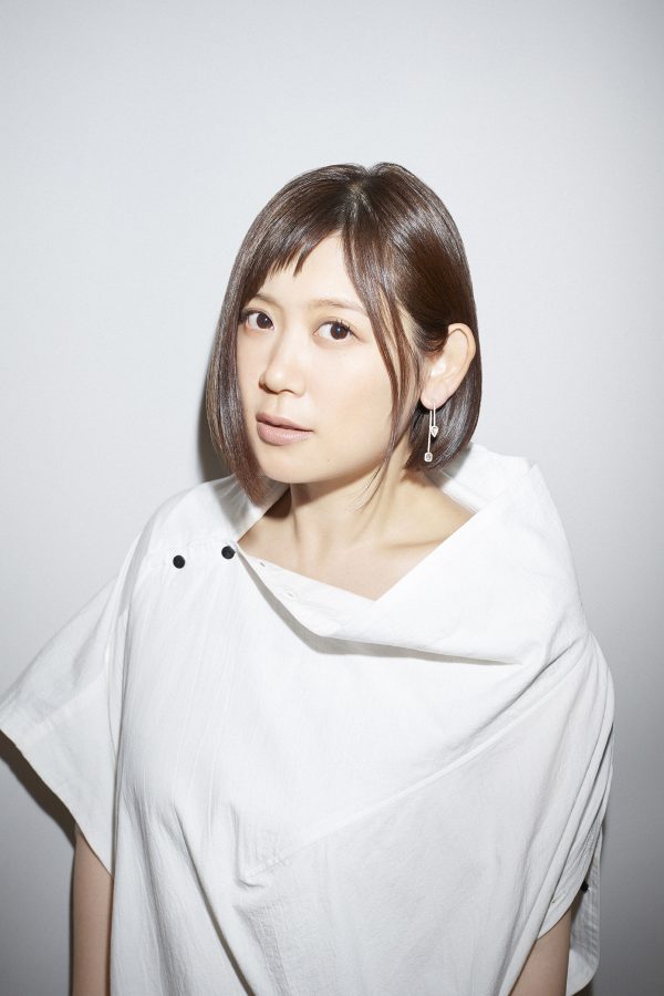 絢香、7thアルバム「Funtale」収録の新曲「To The Moon」を先行配信 絢香、7thアルバム「Funtale」収録の新曲「To The Moon」を先行配信