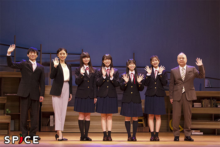 日向坂46 山口陽世 森本茉莉 舞台 幕が上がる生写真 ブロマイド まとめ売り 日向坂46の森本茉莉・山口陽世らが高校生たちの眩しく美しい青春