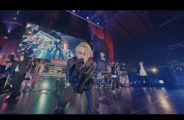 ミュージック SKY-HI/ARENA TOUR 2023-BOSSDOM- Amazon.co.jp: SKY-HI ARENA TOUR 2023 ｰBOSSDOMｰ(DVD2枚組