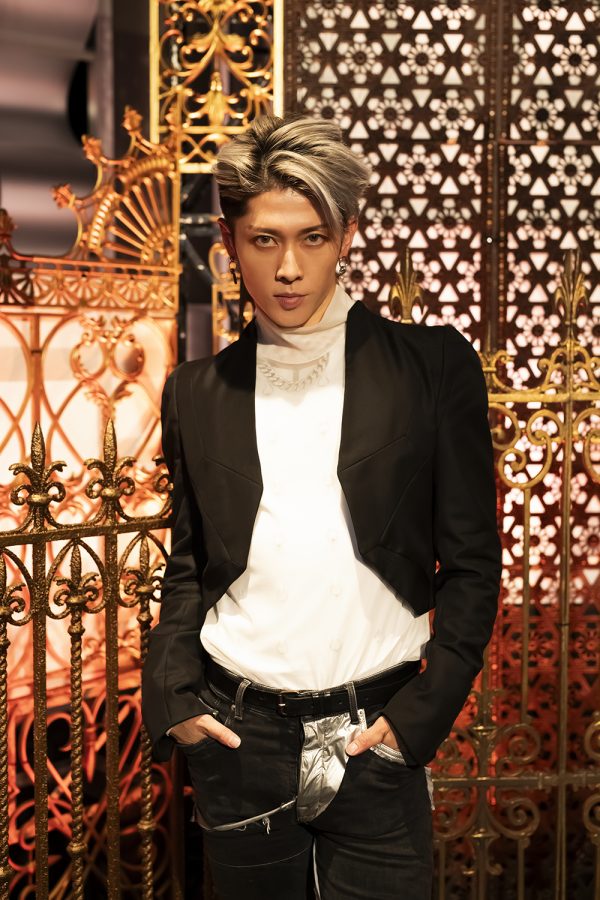 雅-miyavi- CD セット ミヤヴィ Due'le quartz Amazon.co.jp: Due le quartz デュールクォーツ CD ベスト