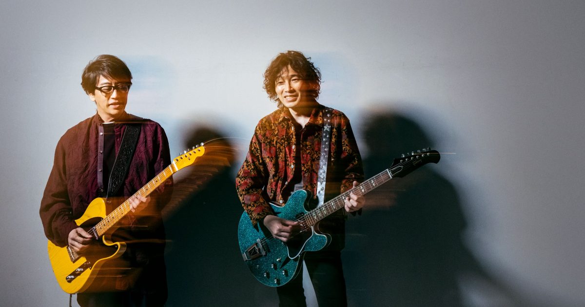 岡村靖幸と斉藤和義の新ユニット岡村和義、来年5月から全国ツアー決定