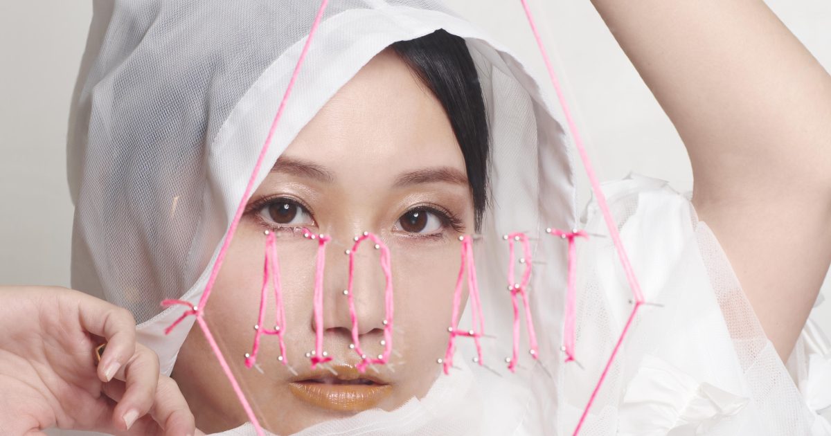 大塚 愛、7月にデビュー20周年の節目に初の個展開催「新たな一面や物語