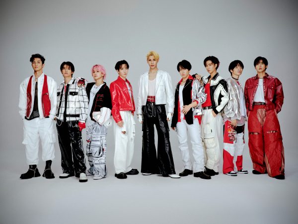 Snow Man、5ヶ月ぶり11枚目のシングル「BREAKOUT / 君は僕のもの」発売