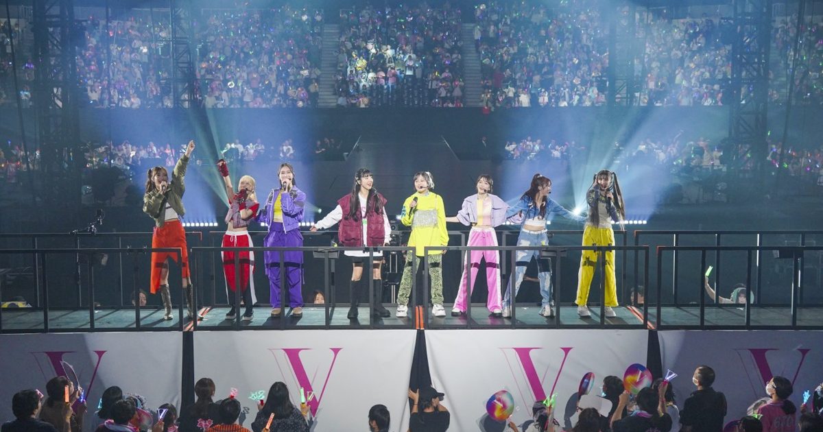 Girls²、5周年記念ワンマンを代々木体育館で開催 全31曲で1万人の  