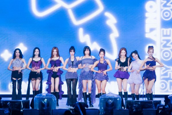 TWICE、“累計150万人動員”世界ツアー『READY TO BE』最終公演が閉幕