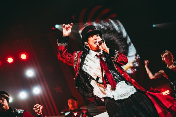 遊助 デビュー15周年記念全国ツアー、地元・神奈川公演“紅ライブ