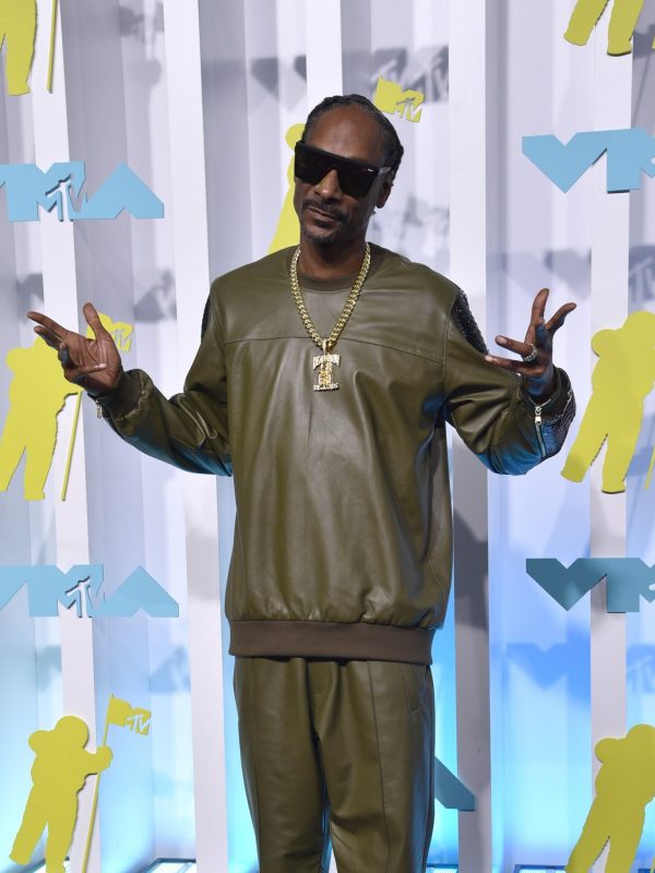 1691528307cropped1550x2067-