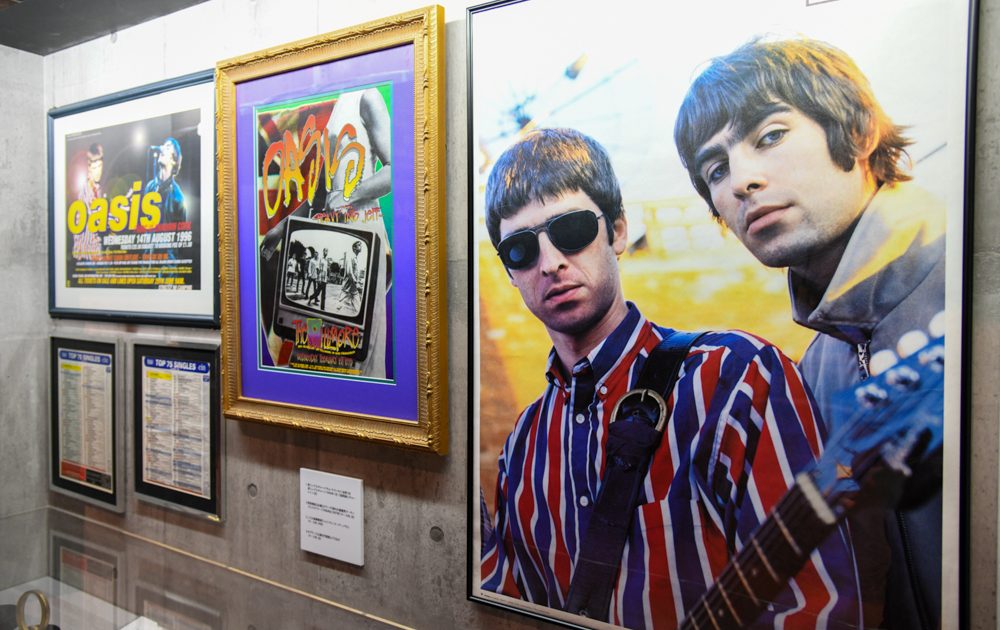 激レア 非売品 OASIS ボードゲーム 当選品 オアシス 入手困難 バンド OASIS（オアシス）、バンド史上初の全英No.1シングル“Some Might