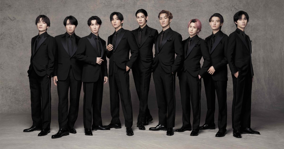 Snow Man、デビュー5周年でファンと祝祭 情報番組ジャックから衣装展