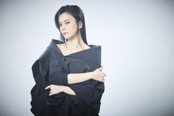 小柳ゆき、新曲「薄氷ノ花」で春の訪れを歌う | Musicman