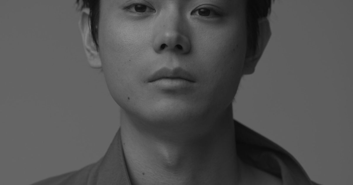 00s Umbro イングランド代表 ナイロンジャケット ピステ 菅田将暉 00s Umbro イングランド代表 ナイロンジャケット ピステ 菅田将暉