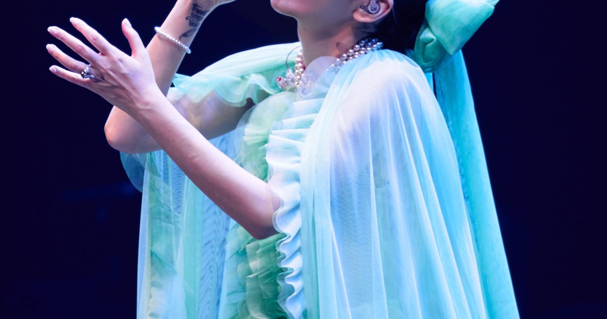 ライブレポート到着】中島美嘉 初のアジアツアー「MIKA NAKASHIMA ASIA