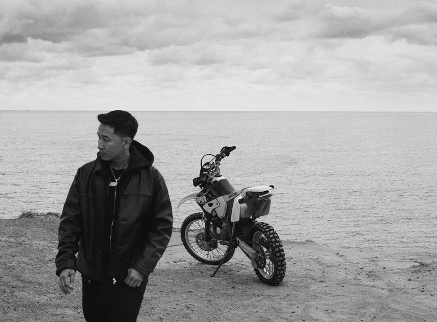 KEIJU、アルバム『N.I.T.O.』から「same side」のMV公開 | Musicman