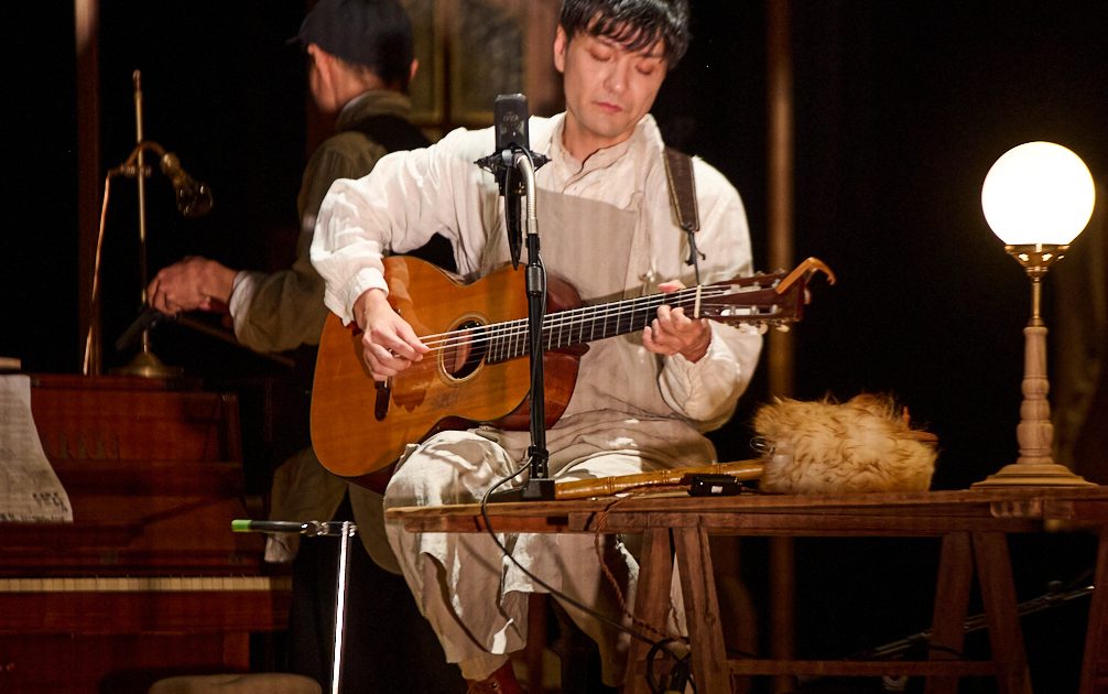 森山直太朗、2つのニューアルバム同時リリース＆2026年まで続く二刀流