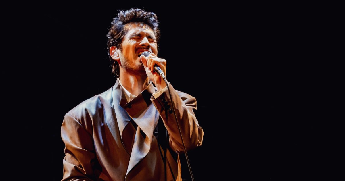 デビュー30周年YEAR、平井 堅コンセプト・ライブ「Ken's Bar」東名阪