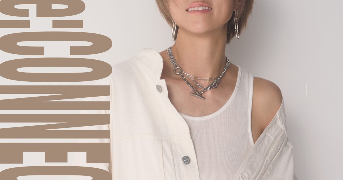 hitomi、デビュー31周年記念日に届いた集大成 約400点のデジタル